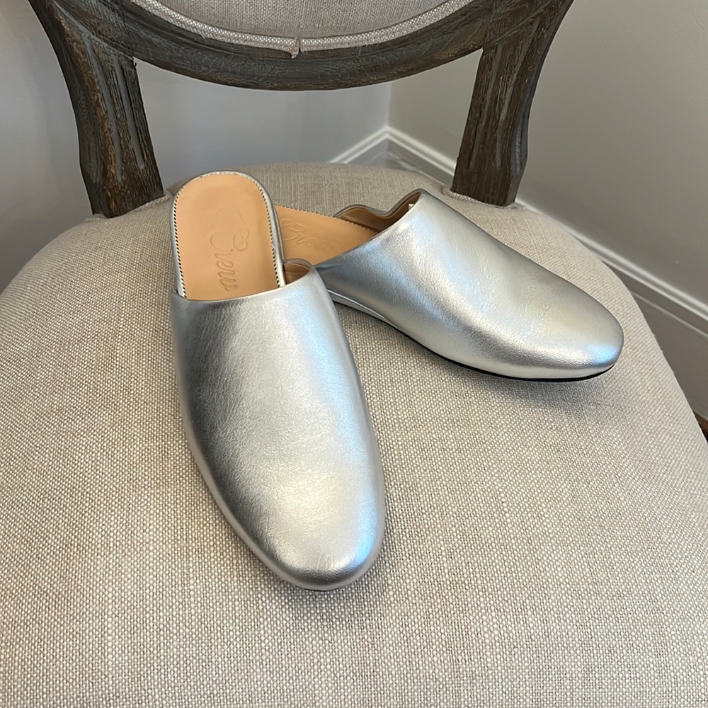 J.Crew Slip-on mules in metallic leather sz 10